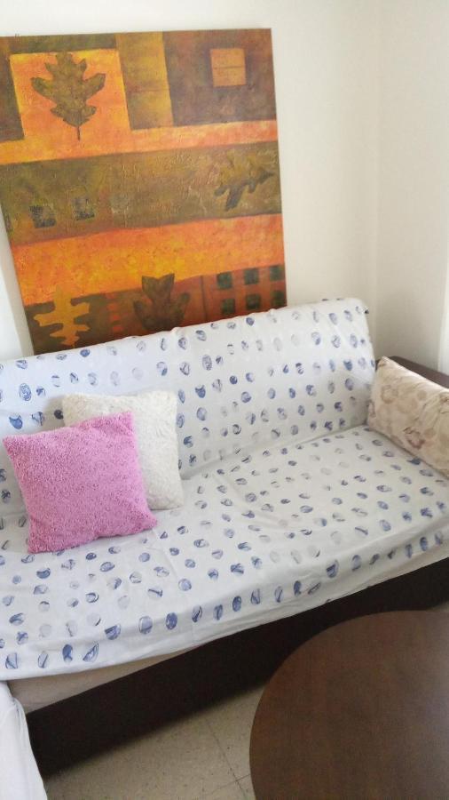 2 Bedroom Apartment In Makenzi Larnaca Bagian luar foto