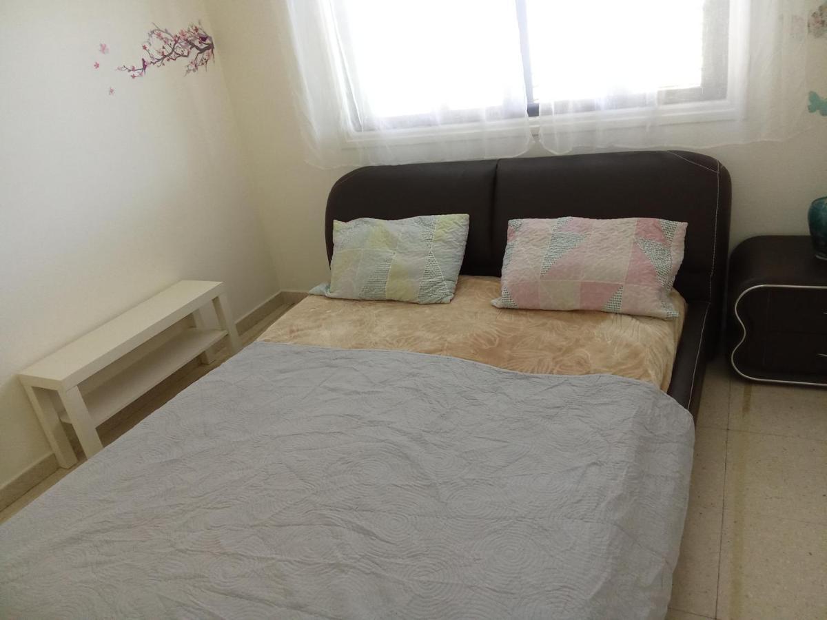 2 Bedroom Apartment In Makenzi Larnaca Bagian luar foto