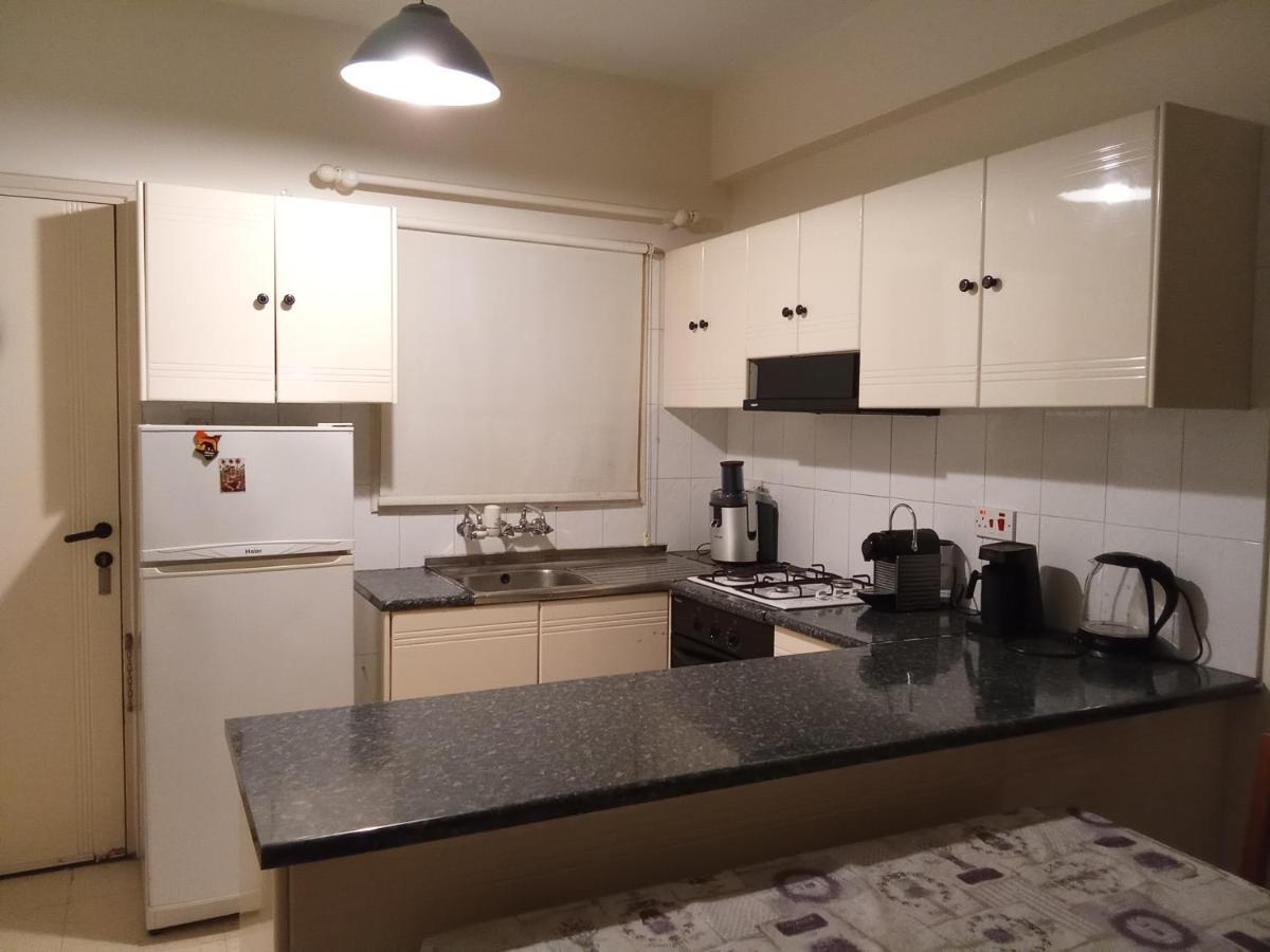2 Bedroom Apartment In Makenzi Larnaca Bagian luar foto
