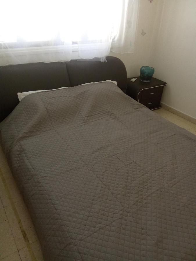 2 Bedroom Apartment In Makenzi Larnaca Bagian luar foto